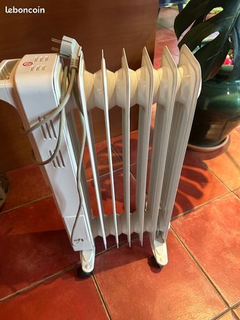 Radiateur sur roulettes bain dhuile 1500 W