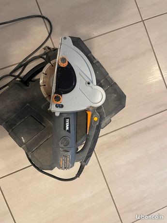 Rainureuse TITAN 1700 W