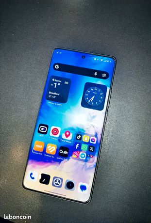 Realme GT 6T