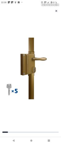 Recherche cache tringle Bricard 3 points