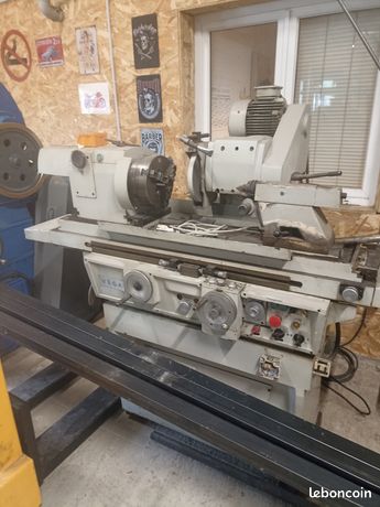 Rectifieuse cylindrique