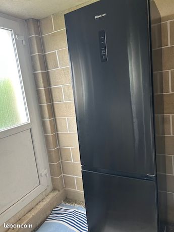 Réfrigérateur combiné HISENSE