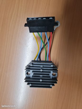 REGULATEUR de tension de voltage YANMAR
