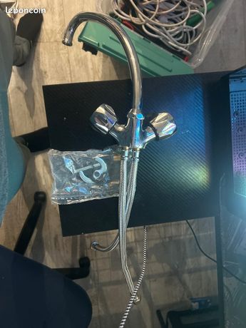 Robinet avec visse