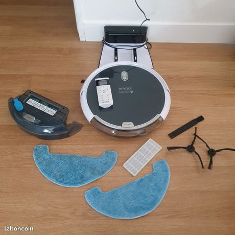 Robot aspirateur laveur