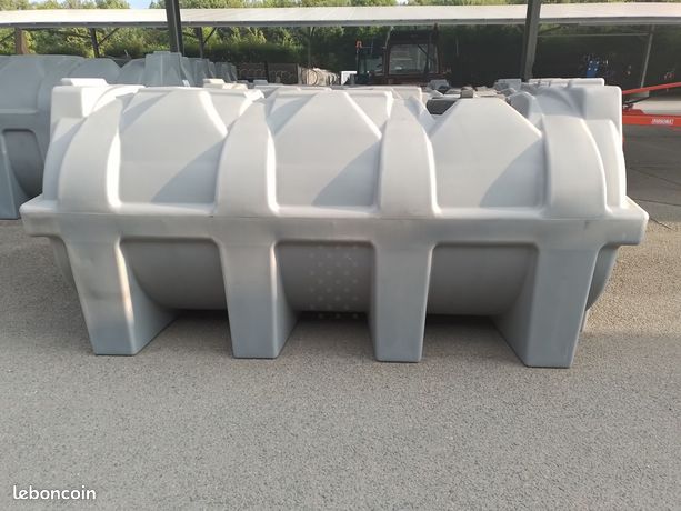 Rototec Cuve à engrais liquide 5000L Citerne à