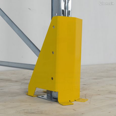Sabots de protection d'échelle de rack à palettes