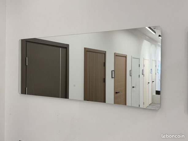 Salle de Bain moderne meuble + miroir LED design