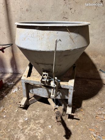 Semoir à engrais