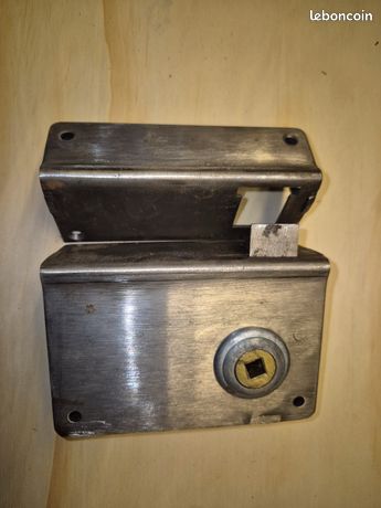 Serrure acier