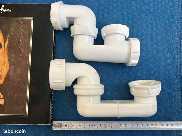 Siphons extra-plats orientables évacuation de baignoire Wirquin