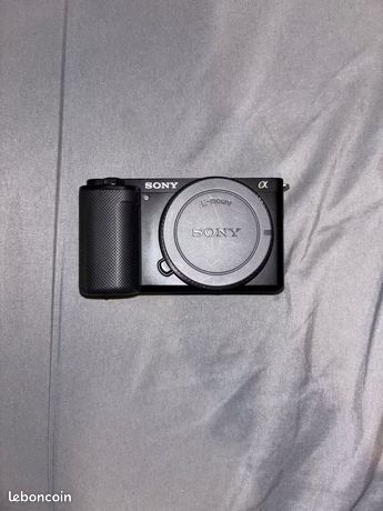 Sony ZV E10