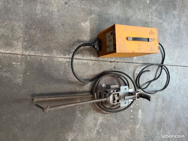 Soudeuse par point pour tôle acier