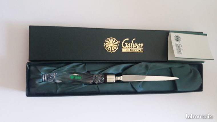 Superbe ouvre lettre / coupe papier en crystal Galway Irish Crystal