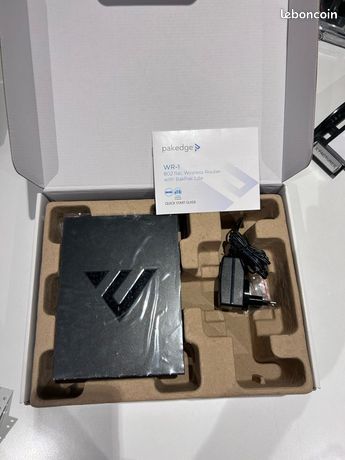 Switch avec borne Wifi Pakedge