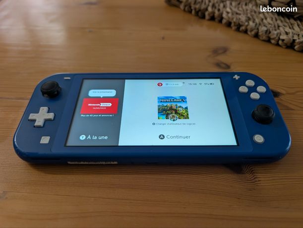 Switch lite bleu