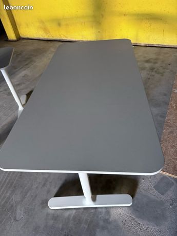 Table de bureau