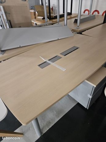 Table de réunion