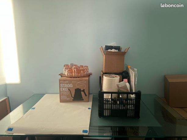 Table de travail / bureau en verre