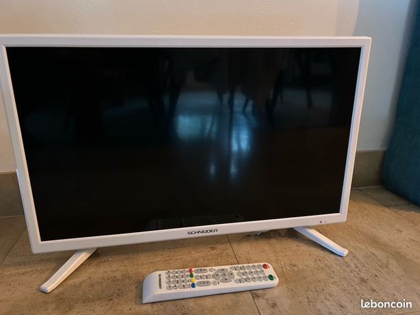 Téléviseur LED 24 avec TNT HD et HDMI