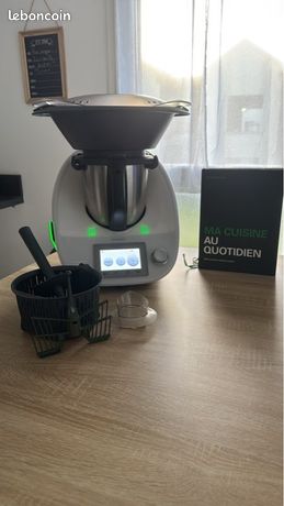 Thermomix TM5 - avec tous les accessoires - Très bon état