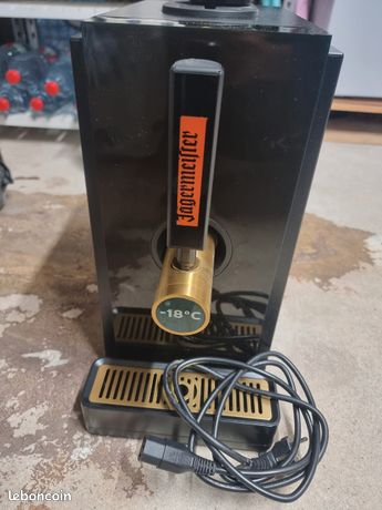 Tireuse Jagermeister 1 bouteille