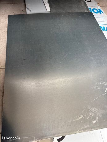 Tôle plein galvanisé 60 cm par 75. Cm. Épaisseur 15
