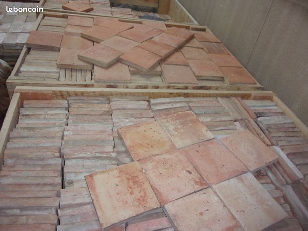 Tomettes carreaux carrelage parement bois