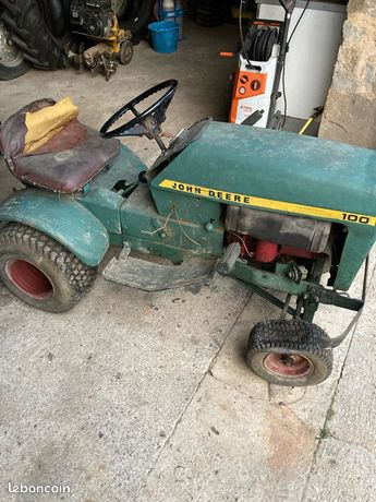 Tracteur john deere 100