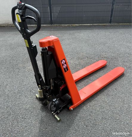 Transpalette haute levée électrique