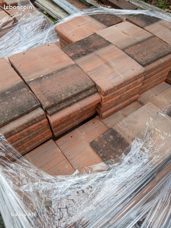 Tuiles plates 28x18
