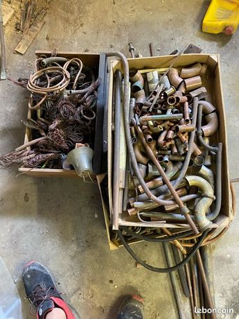 Tuyau et fils cuivre à vendre