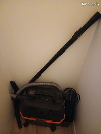 Vend aspirateur 70