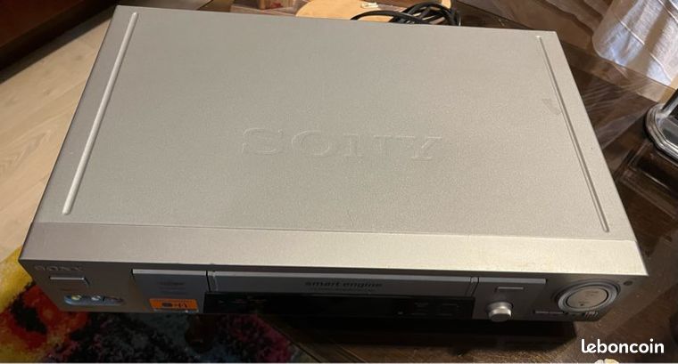 SONY® MODEL NO. ~ AC 220-240V 50Hz VIDEO CASSETTe