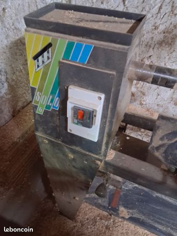 Vend tour à bois