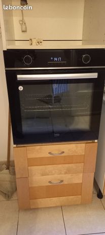 Vends four beko