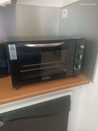 Vends four Domedia