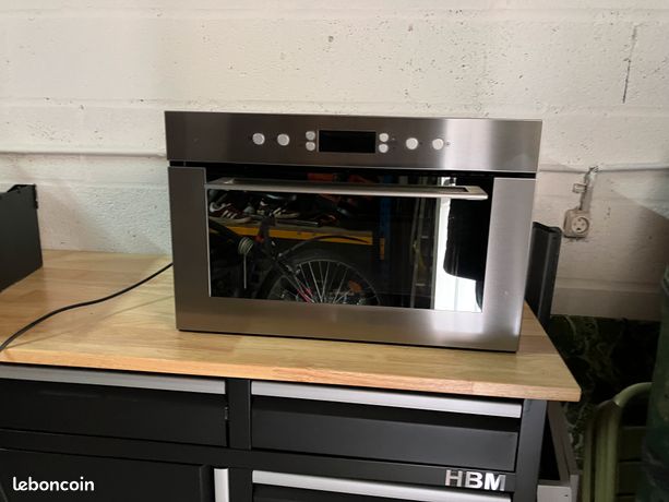 Vends four micro onde whirlpool 6 sens