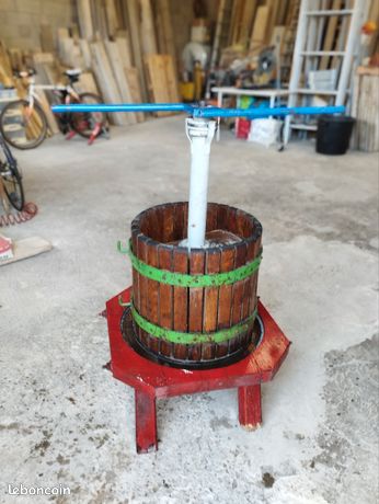 Vends un pressoir