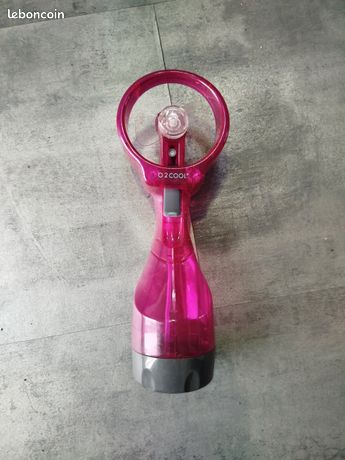 Ventilateur à main