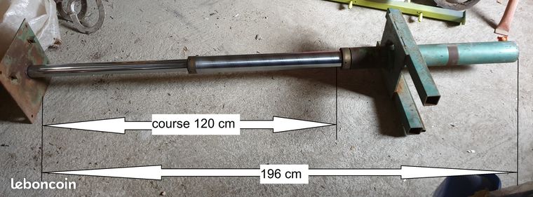 Vérin hydraulique course 120 m