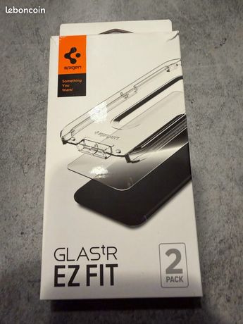 Verre trempé spigen iPhone 12