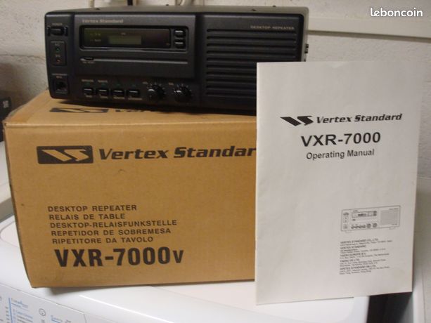 Vertex 7000 uhf