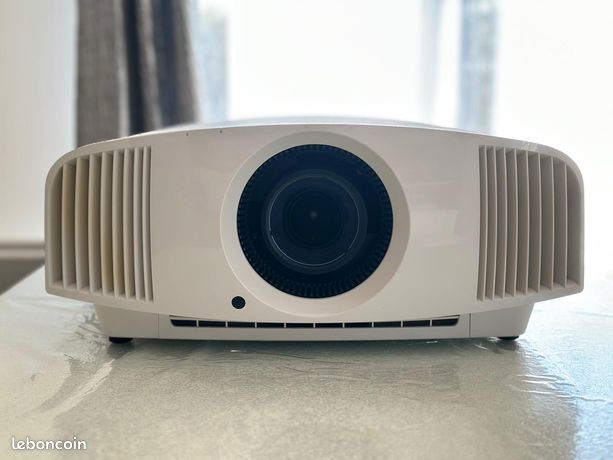 Vidéoprojecteur SONY VPL-VW270ES