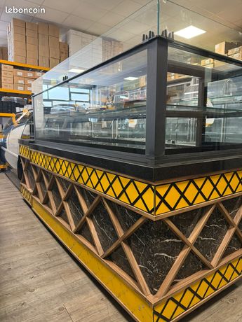 Vitrine / Meuble caisse