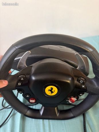 Volant thrusmaster t80 édition Ferrari