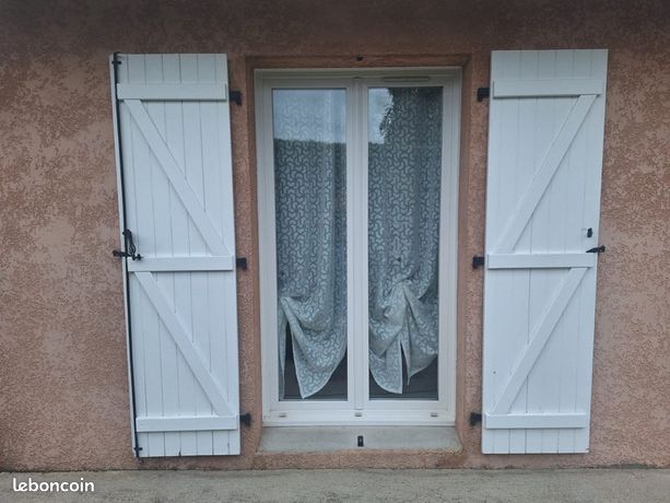 Volet bois blanc