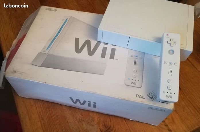 Wii blanche complète avec plein de jeux